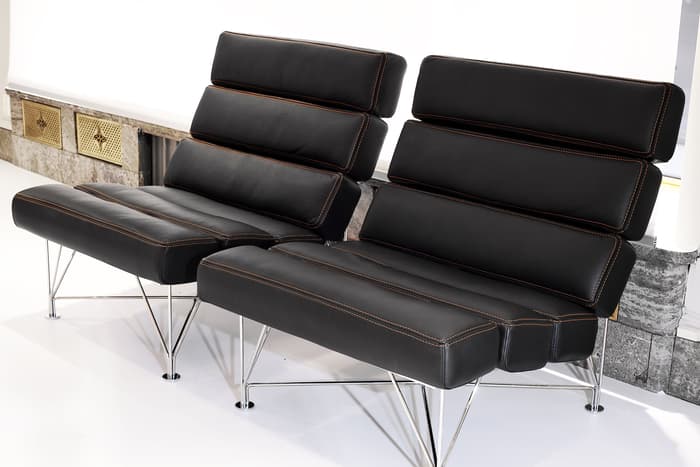 furniture_easy chair_spider chair_chrome-kariba 88_PI_contrasting stiches_1